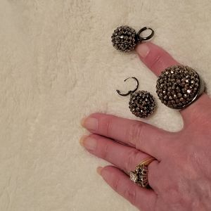 J Lo funky ring & earrings
